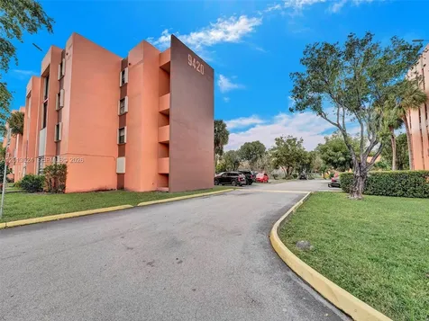 9420 W Flagler Street Miami FL 33174