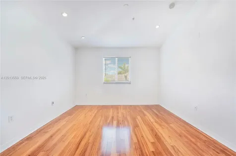 8912 W Flagler Street Miami FL 33174
