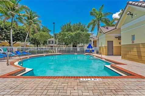 8912 W Flagler Street Miami FL 33174