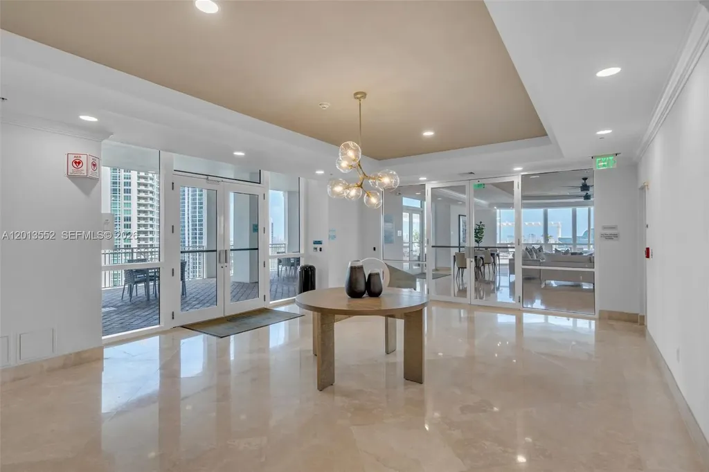 511 SE 5th Avenue Fort Lauderdale FL 33301