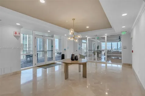 511 SE 5th Avenue Fort Lauderdale FL 33301