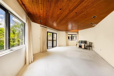 142 San Souci Drive Coral Gables FL 33133