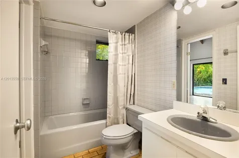 142 San Souci Drive Coral Gables FL 33133