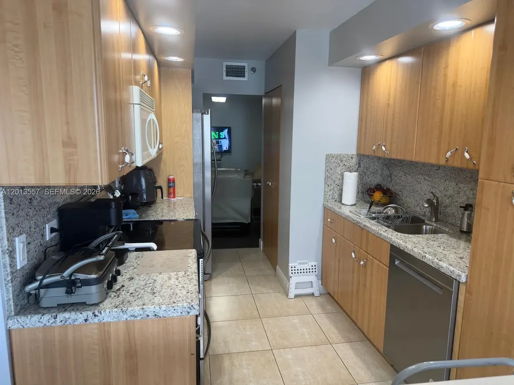 1201 S Ocean Drive Hollywood FL 33019