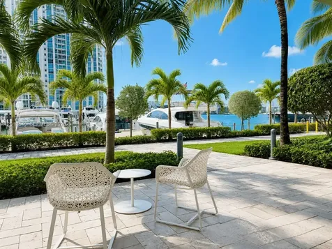 17111 Biscayne Boulevard North Miami Beach FL 33160