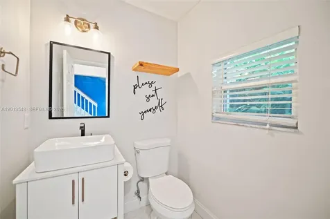 829 NW 99th Avenue Plantation FL 33324