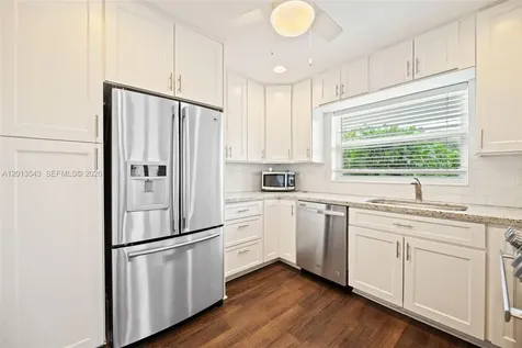 829 NW 99th Avenue Plantation FL 33324