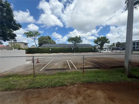 1601 E 4th Avenue Hialeah FL 33010