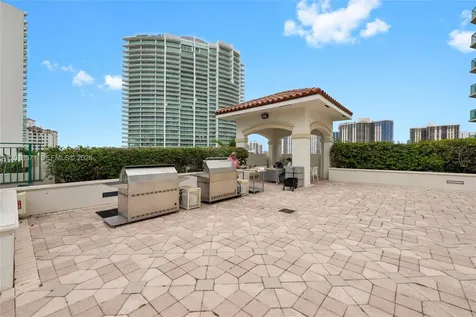 19900 E Country Club Drive Aventura FL 33180