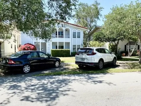 517 Menendez Avenue Coral Gables FL 33146