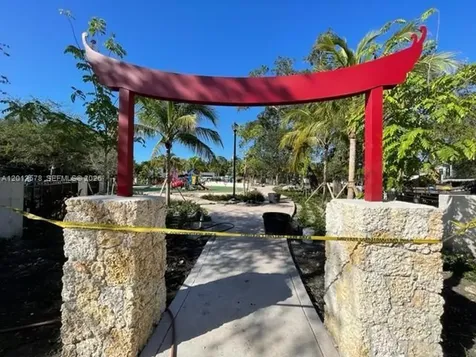 517 Menendez Avenue Coral Gables FL 33146