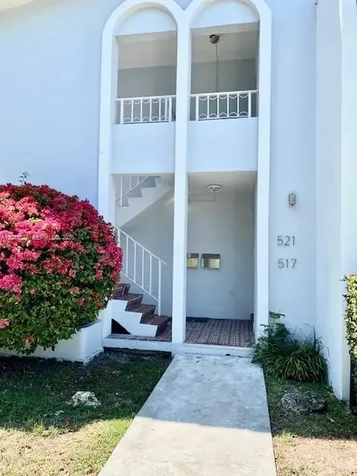 517 Menendez Avenue Coral Gables FL 33146