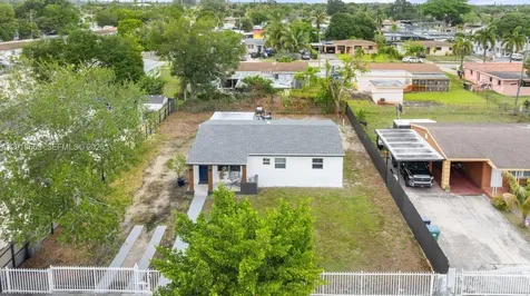 3521 NW 171st Terrace Miami Gardens FL 33056