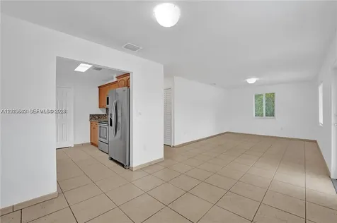 2747 SW 17th Street Miami FL 33145