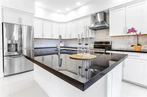 20919 NW 1st Drive Pembroke Pines FL 33029