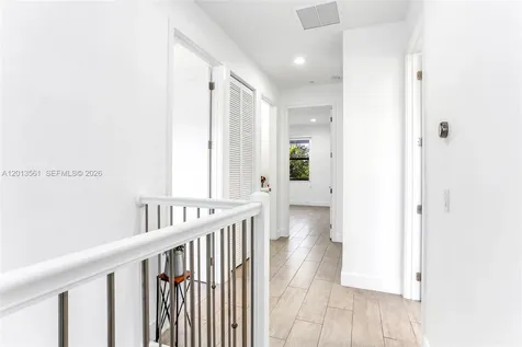 20919 NW 1st Drive Pembroke Pines FL 33029