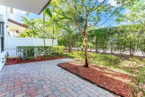 20919 NW 1st Drive Pembroke Pines FL 33029