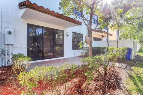 20919 NW 1st Drive Pembroke Pines FL 33029
