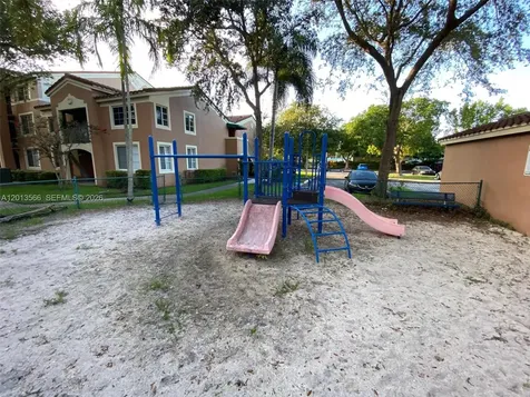 4828 N State Road 7 Coconut Creek FL 33073