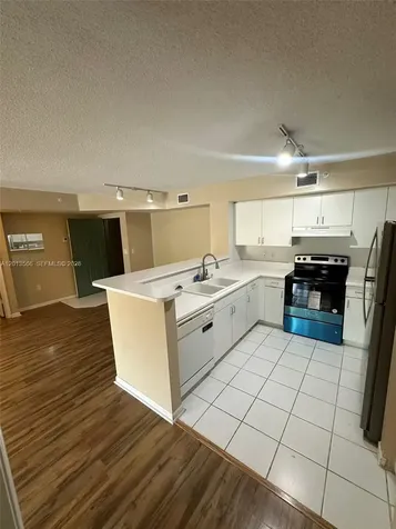 4828 N State Road 7 Coconut Creek FL 33073