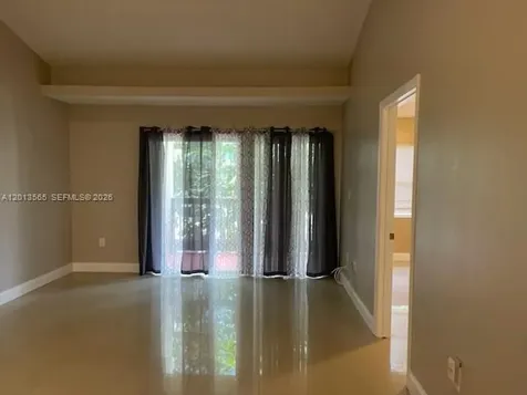 526 SW 113th Way Pembroke Pines FL 33025