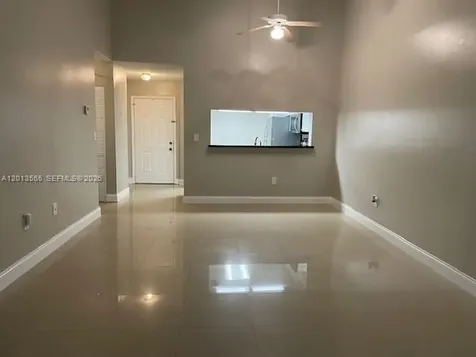 526 SW 113th Way Pembroke Pines FL 33025