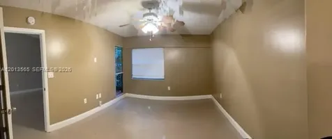 526 SW 113th Way Pembroke Pines FL 33025