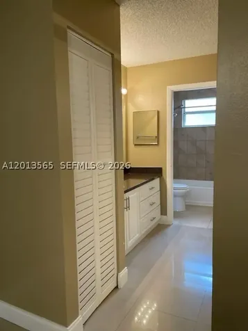 526 SW 113th Way Pembroke Pines FL 33025
