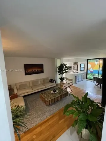 3026 Day Avenue Miami FL 33133