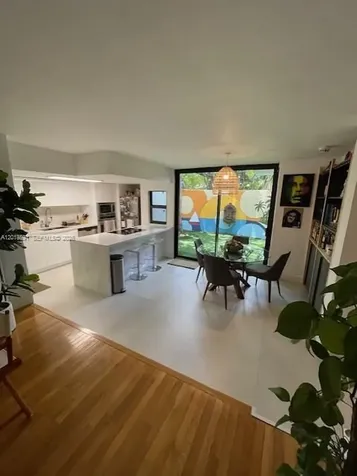 3026 Day Avenue Miami FL 33133