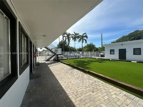 2325 Arthur Street Hollywood FL 33020