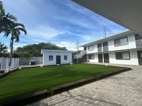 2325 Arthur Street Hollywood FL 33020
