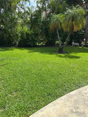 Bal Harbour FL 33154