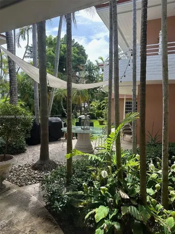 Bal Harbour FL 33154