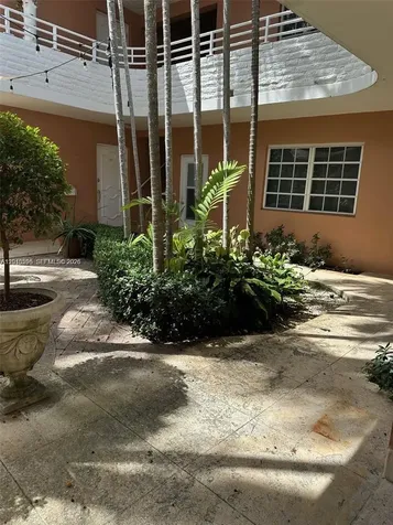 Bal Harbour FL 33154