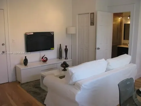 1611 Michigan Avenue Miami Beach FL 33139
