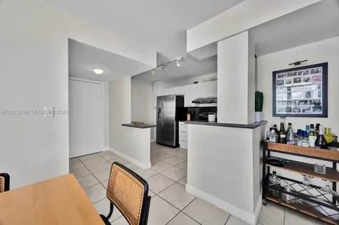 2016 Bay Drive Miami Beach FL 33141