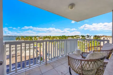 2016 Bay Drive Miami Beach FL 33141