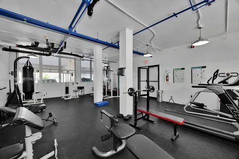 2016 Bay Drive Miami Beach FL 33141
