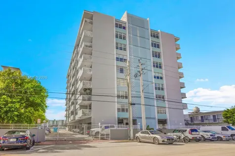 2016 Bay Drive Miami Beach FL 33141
