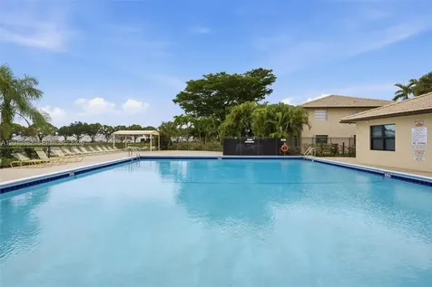 5501 Lakeside Drive Margate FL 33063