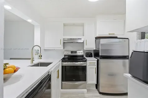 5501 Lakeside Drive Margate FL 33063