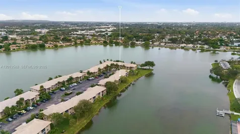 5501 Lakeside Drive Margate FL 33063