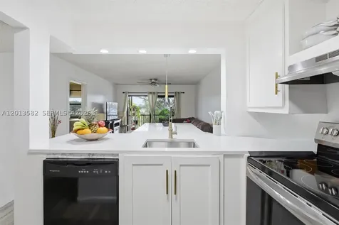 5501 Lakeside Drive Margate FL 33063