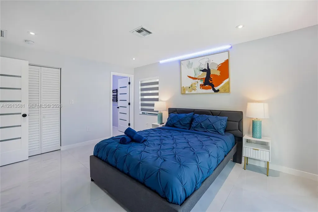 2406 Gulfstream Lane Fort Lauderdale FL 33312