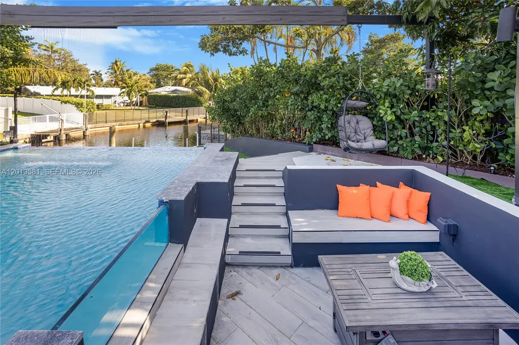 2406 Gulfstream Lane Fort Lauderdale FL 33312