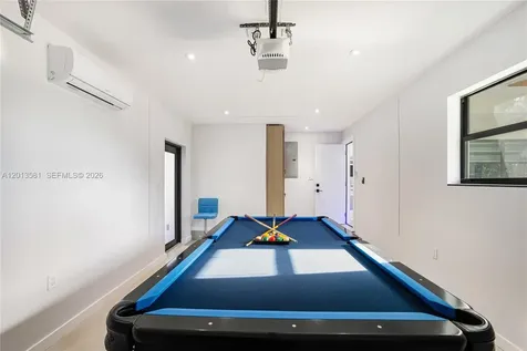 2406 Gulfstream Lane Fort Lauderdale FL 33312