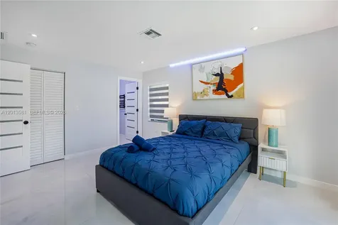 2406 Gulfstream Lane Fort Lauderdale FL 33312