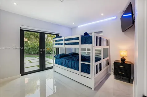 2406 Gulfstream Lane Fort Lauderdale FL 33312