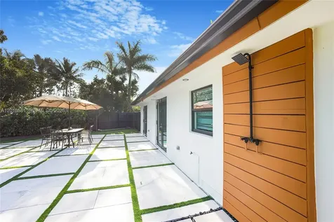 2406 Gulfstream Lane Fort Lauderdale FL 33312